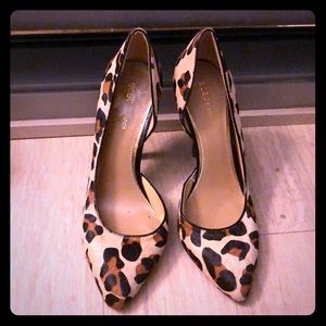 BCBG Leopard pumps